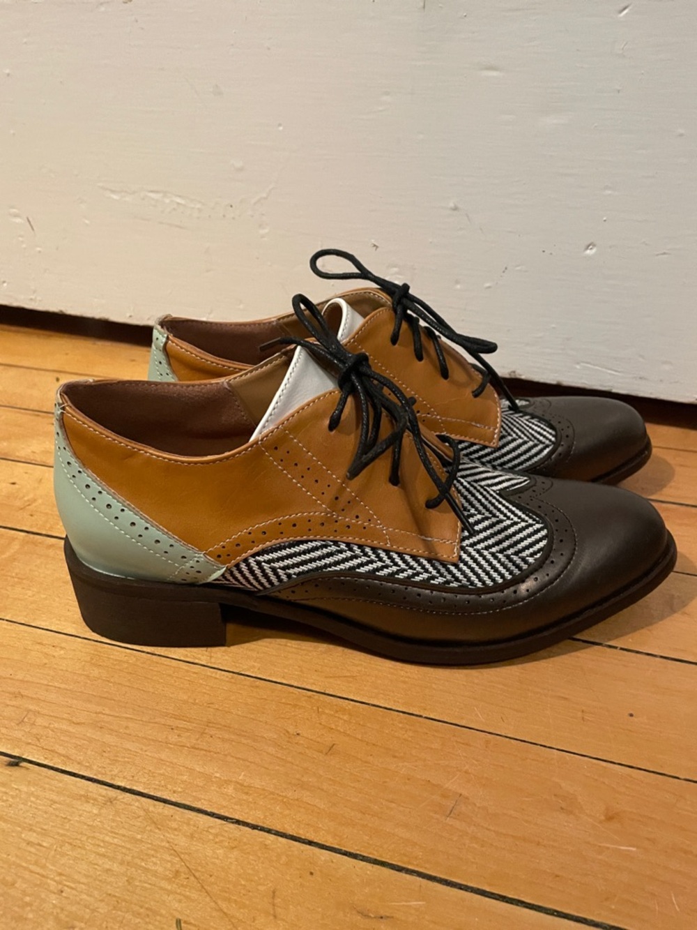 NWOT Multi-Color/pattern Wingtip Oxfords